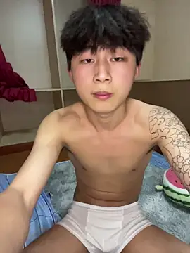 Snapshot of AX-003 chatting on 29, 4, 2026 AX-003 online show from 29, 4, 2026