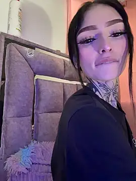 Snapshot of she-dulce chatting on 2, 5, 2026 she-dulce online show from 2, 5, 2026