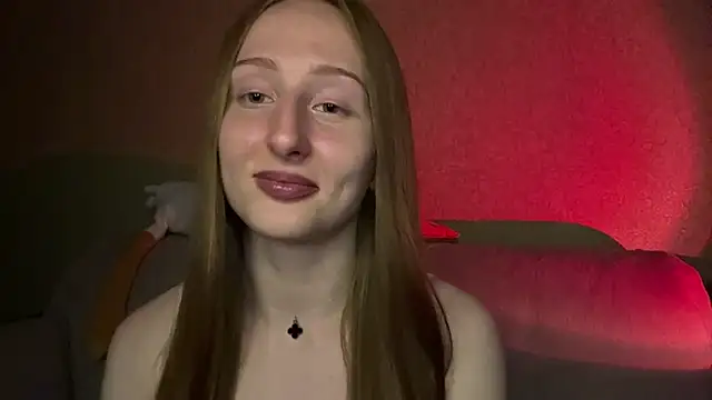 Snapshot of SofiaSelen chatting on 3, 5, 2026 SofiaSelen online show from 3, 5, 2026