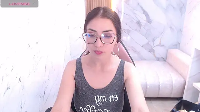 Snapshot of IvoryMuse_tf chatting on 30, 4, 2026 IvoryMuse tf online show from 30, 4, 2026