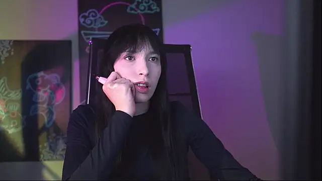 SeraphineSparda online show from 27, 5, 2026