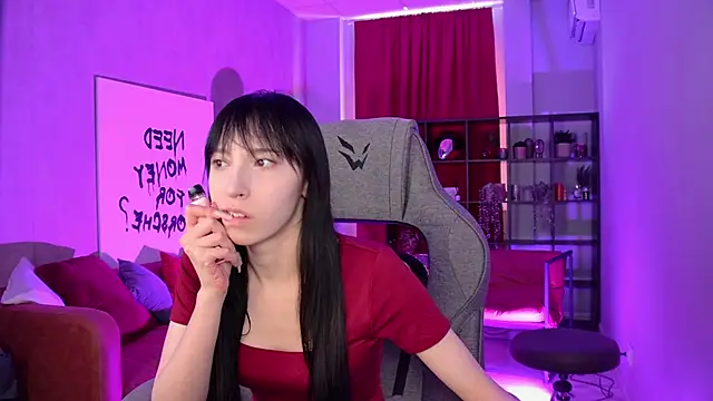 SeraphineSparda online show from 30, 6, 2026