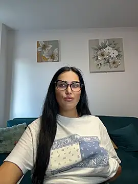 Snapshot of AnyEvyy chatting on 25, 6, 2026 AnyEvyy online show from 25, 6, 2026