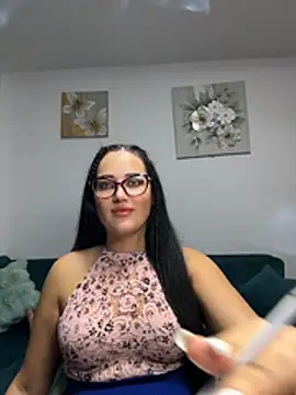 Snapshot of AnyEvyy chatting on 17, 7, 2026 AnyEvyy online show from 17, 7, 2026