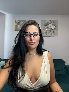 Snapshot of AnyEvyy chatting on 25, 7, 2026 AnyEvyy online show from 25, 7, 2026