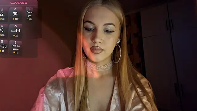 Snapshot of Katrinethequeen chatting on 18, 6, 2026 Katrinethequeen online show from 18, 6, 2026