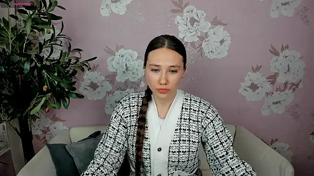 Snapshot of FreddaCordaro chatting on 30, 4, 2026 FreddaCordaro online show from 30, 4, 2026