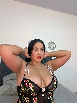 Snapshot of viioletta_00 chatting on 13, 6, 2026 viioletta 00 online show from 13, 6, 2026