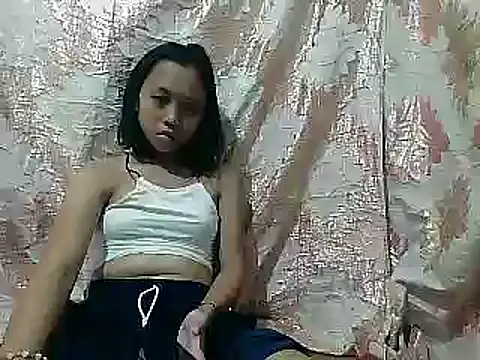 Yours AsianPinayGirl18 online show from 3, 5, 2026