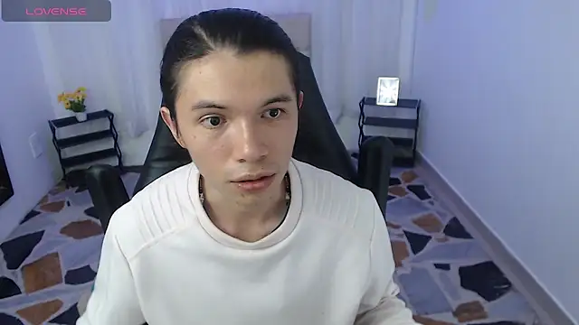 Snapshot of Mattew_Evans chatting on 30, 4, 2026 Mattew Evans online show from 30, 4, 2026
