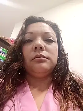 Snapshot of SAMANTHA--02 chatting on 5, 5, 2026 SAMANTHA--02 online show from 5, 5, 2026