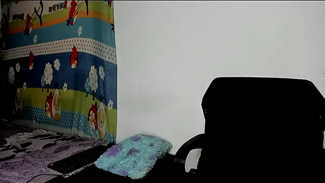 Snapshot of Vannellope_vladimir chatting on 1, 6, 2026 Vannellope vladimir online show from 1, 6, 2026