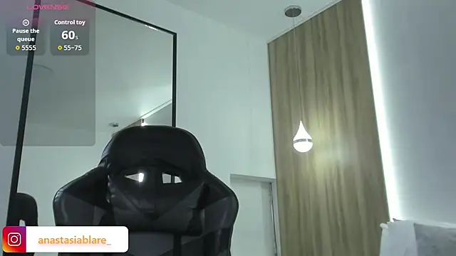Snapshot of anastasiarouge_ chatting on 1, 5, 2026 anastasiarouge online show from 1, 5, 2026