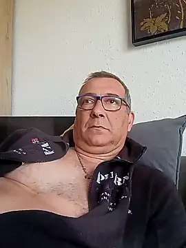 Soloyan online show from 2, 1, 2025