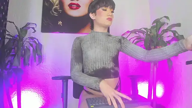 Snapshot of Alisson_Santiel chatting on 18, 6, 2026 Alisson Santiel online show from 18, 6, 2026