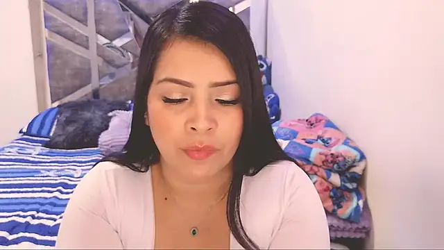 Victoria rossx online show from 13, 7, 2026