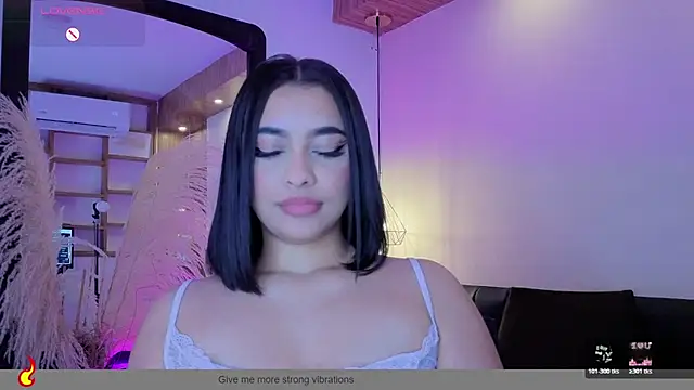 Snapshot of Chloe_monroee chatting on 3, 8, 2026 Chloe monroee online show from 3, 8, 2026