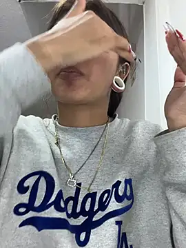 Snapshot of Noa_lau chatting on 25, 7, 2026 Noa lau online show from 25, 7, 2026