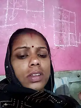 Snapshot of PUJAV01990 chatting on 1, 5, 2026 PUJAV01990 online show from 1, 5, 2026