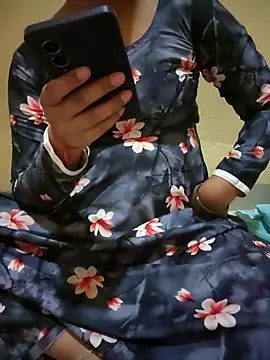 Snapshot of Seema_yadav01 chatting on 8, 5, 2026 Seema yadav01 online show from 8, 5, 2026