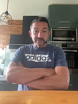 Snapshot of daddy3945 chatting on 3, 5, 2026 daddy3945 online show from 3, 5, 2026