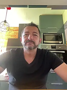 Snapshot of daddy3945 chatting on 21, 5, 2026 daddy3945 online show from 21, 5, 2026