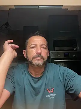 Snapshot of daddy3945 chatting on 4, 6, 2026 daddy3945 online show from 4, 6, 2026
