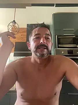 Snapshot of daddy3945 chatting on 5, 6, 2026 daddy3945 online show from 5, 6, 2026