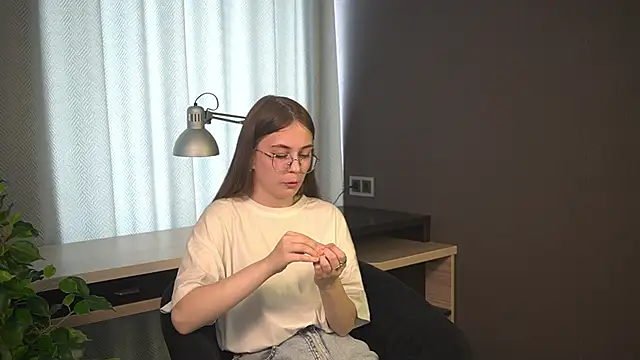 Snapshot of TomekaBiava chatting on 2, 5, 2026 TomekaBiava online show from 2, 5, 2026