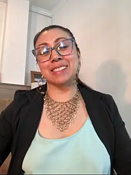 Snapshot of FranciscaVera chatting on 22, 5, 2026 FranciscaVera online show from 22, 5, 2026