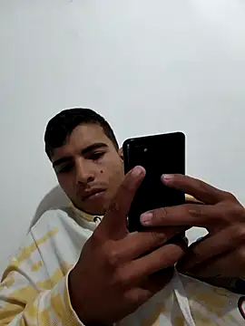 Snapshot of galindo__x chatting on 30, 4, 2026 galindo x online show from 30, 4, 2026