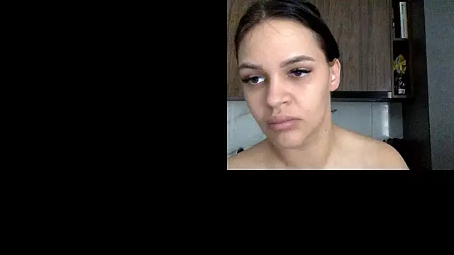 Snapshot of Ariana_SweetSecret chatting on 3, 5, 2026 Ariana SweetSecret online show from 3, 5, 2026