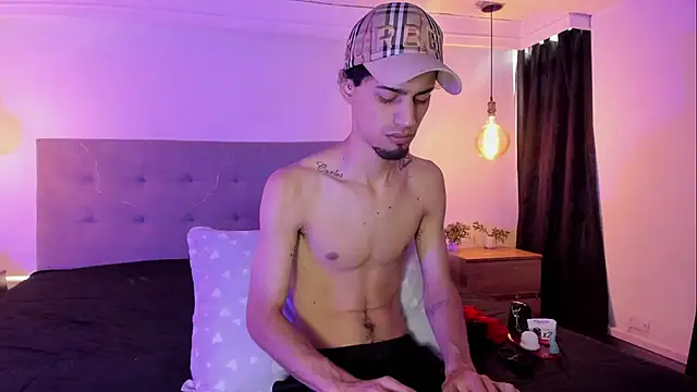 Snapshot of MichaelEvanss_ chatting on 24, 5, 2026 MichaelEvanss online show from 24, 5, 2026