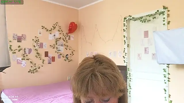 Snapshot of Melania_Cook chatting on 30, 6, 2026 Melania Cook online show from 30, 6, 2026