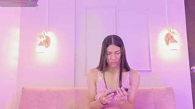 Snapshot of lexielancaster_cr chatting on 6, 6, 2026 lexielancaster cr online show from 6, 6, 2026