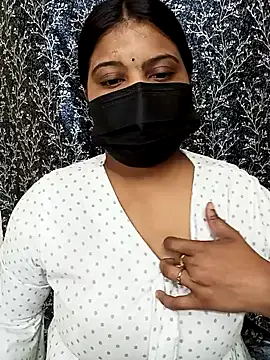 Snapshot of Ridhima-shakya chatting on 1, 5, 2026 Ridhima-shakya online show from 1, 5, 2026