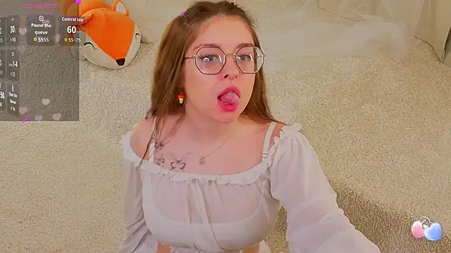 selenamils online show from 31, 5, 2026