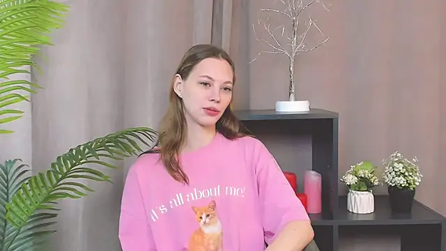 Snapshot of HarriettKitty chatting on 2, 5, 2026 HarriettKitty online show from 2, 5, 2026