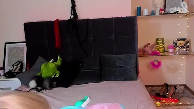 AlexxisSkky online show from 24, 5, 2026