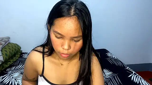 Snapshot of SilviaGuagenti chatting on 4, 5, 2026 SilviaGuagenti online show from 4, 5, 2026