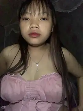 Snapshot of Cham-py chatting on 11, 5, 2026 Cham-py online show from 11, 5, 2026