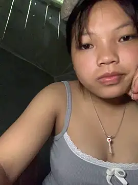 Snapshot of Cham-py chatting on 19, 5, 2026 Cham-py online show from 19, 5, 2026