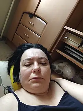 Snapshot of EmmaEmmy40 chatting on 5, 7, 2026 EmmaEmmy40 online show from 5, 7, 2026