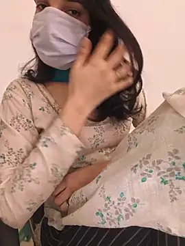 Snapshot of zoya_baby_ chatting on 25, 5, 2026 zoya baby online show from 25, 5, 2026