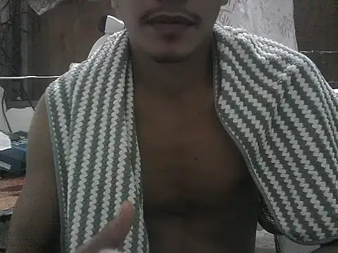 Snapshot of Daddyyum_12 chatting on 19, 5, 2026 Daddyyum 12 online show from 19, 5, 2026