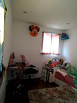 CopacabanaBlondgirl online show from 11, 5, 2026