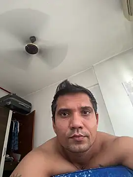 Snapshot of aksyv chatting on 3, 5, 2026 aksyv online show from 3, 5, 2026