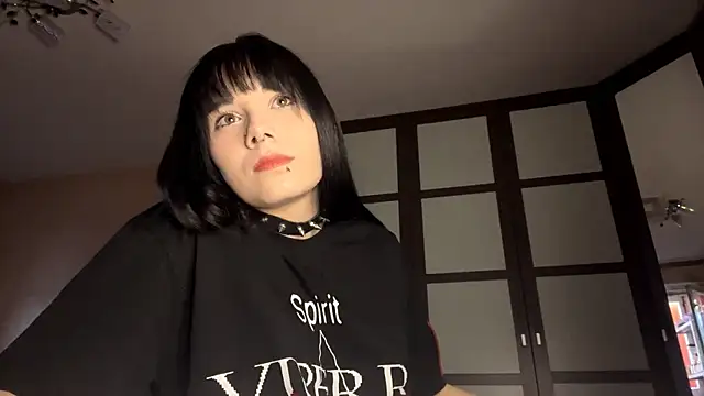 Snapshot of gothicq chatting on 4, 5, 2026 gothicq online show from 4, 5, 2026