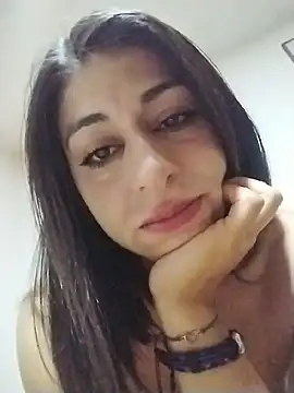 arianna rouse  online show from 25, 6, 2026