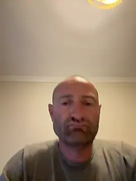 Snapshot of vladgree chatting on 5, 5, 2026 vladgree online show from 5, 5, 2026